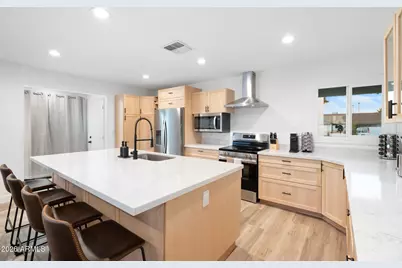 7721 N 47th Drive, Glendale, AZ 85301 - Photo 14