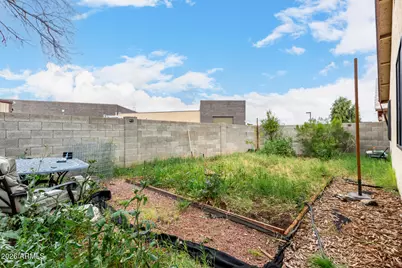 3854 N 89th Avenue, Phoenix, AZ 85037 - Photo 20