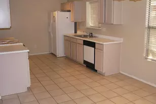 4730 E Abraham Ln, Phoenix, AZ 85050 - Photo 2