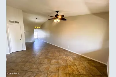 3301 E Earll Drive #225, Phoenix, AZ 85018 - Photo 4