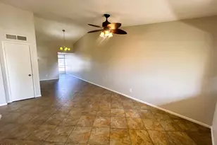 3301 E Earll Dr, Phoenix, AZ 85018 - Photo 4