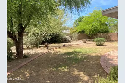 2126 S Ventura Drive, Tempe, AZ 85282 - Photo 2