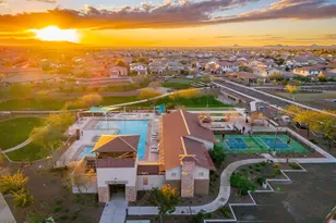 10190 W Los Gatos Dr, Peoria, AZ 85383 - Photo 36