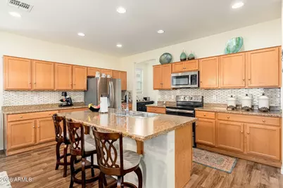 10190 W Los Gatos Drive, Peoria, AZ 85383 - Photo 4