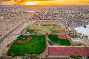 10190 W Los Gatos Dr, Peoria, AZ 85383 - Photo 48