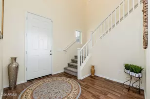 10190 W Los Gatos Dr, Peoria, AZ 85383 - Photo 2