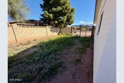 286 N Thunderbird Drive, Apache Junction, AZ 85120 - Photo 6