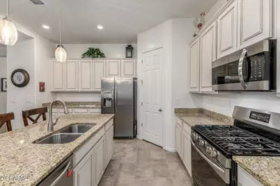 23752 N 168th Lane, Surprise, AZ 85387 - Photo 2