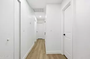 2437 E Larkspur Dr, Phoenix, AZ 85032 - Photo 26