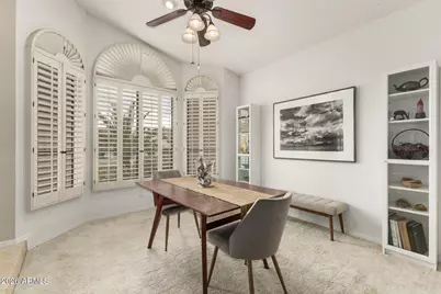 3628 E Summerhaven Drive, Phoenix, AZ 85044 - Photo 4