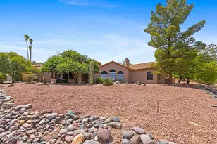 11220 N Woodpecker Bay, Fountain Hills, AZ 85268 - Photo 1