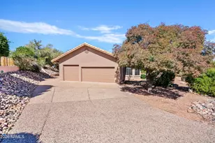 11220 N Woodpecker Bay, Fountain Hills, AZ 85268 - Photo 2