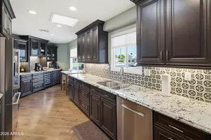 10305 W Hutton Dr, Sun City, AZ 85351 - Photo 6