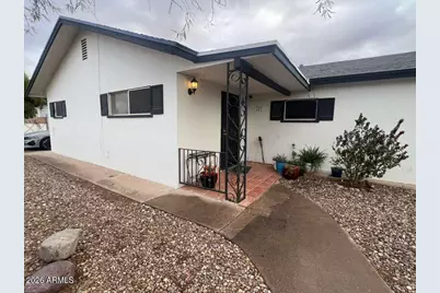 223 W 11th Street, Casa Grande, AZ 85122 - Photo 1