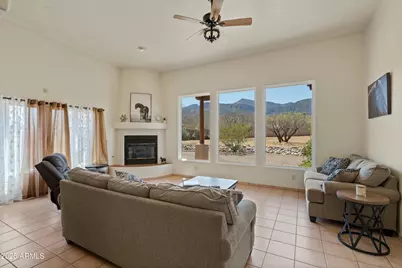 5640 S Equestrian Place, Hereford, AZ 85615 - Photo 10