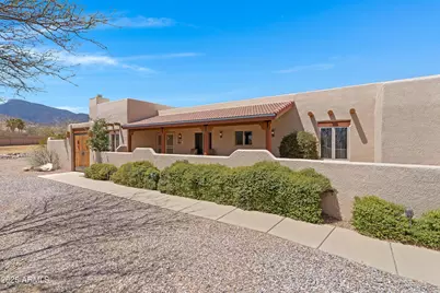 5640 S Equestrian Place, Hereford, AZ 85615 - Photo 4