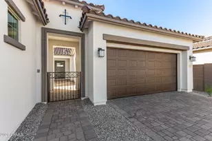 18575 W Sapium Way, Goodyear, AZ 85338 - Photo 8