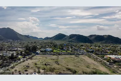 4801 E Doubletree Ranch Road #1, Paradise Valley, AZ 85253 - Photo 2