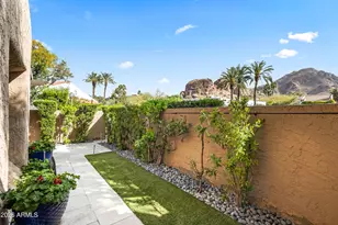 4446 E Camelback Rd, Phoenix, AZ 85018 - Photo 28