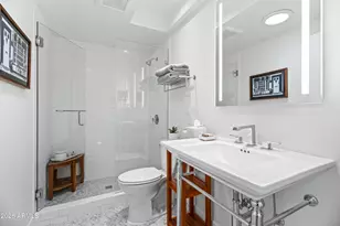 4446 E Camelback Rd, Phoenix, AZ 85018 - Photo 22