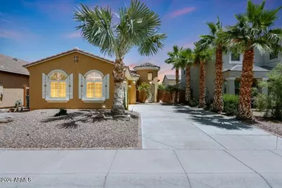 30248 W Earll Drive, Buckeye, AZ 85396 - Photo 2