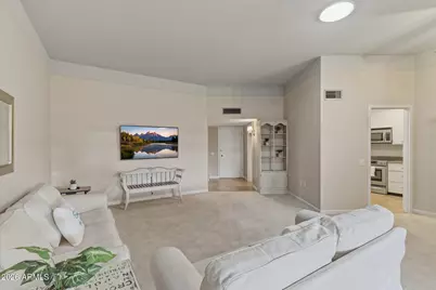 11010 W Topaz Drive, Sun City, AZ 85351 - Photo 6