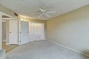 11010 W Topaz Dr, Sun City, AZ 85351 - Photo 16