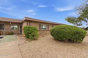 11010 W Topaz Dr, Sun City, AZ 85351 - Photo 4