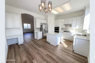 1105 S Portland Avenue, Gilbert, AZ 85296 - Photo 10