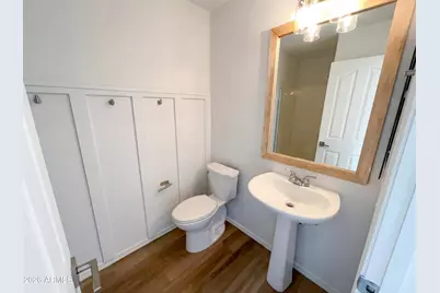 1105 S Portland Avenue, Gilbert, AZ 85296 - Photo 16