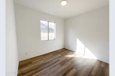 1105 S Portland Avenue, Gilbert, AZ 85296 - Photo 14