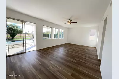 1105 S Portland Avenue, Gilbert, AZ 85296 - Photo 12