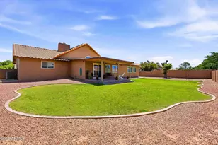 694 E Washington Ave, Gilbert, AZ 85234 - Photo 14