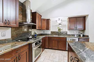 694 E Washington Ave, Gilbert, AZ 85234 - Photo 8