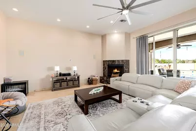 8010 W Belmont Avenue, Glendale, AZ 85303 - Photo 16