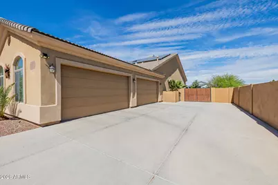 8010 W Belmont Avenue, Glendale, AZ 85303 - Photo 10