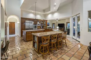 8400 E Dixileta Dr, Scottsdale, AZ 85266 - Photo 14