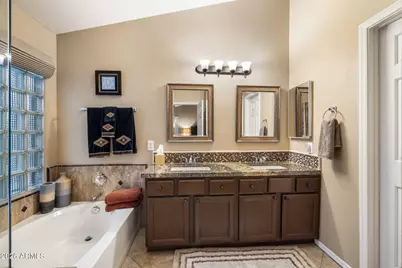 13369 W Wilshire Drive, Goodyear, AZ 85395 - Photo 28