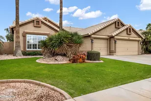 13369 W Wilshire Dr, Goodyear, AZ 85395 - Photo 4