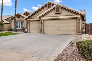 13369 W Wilshire Dr, Goodyear, AZ 85395 - Photo 6