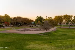 518 S Lagoon Dr, Gilbert, AZ 85233 - Photo 64