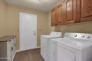 518 S Lagoon Dr, Gilbert, AZ 85233 - Photo 42