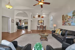 518 S Lagoon Dr, Gilbert, AZ 85233 - Photo 14