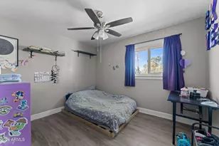 3640 W Banff Ln., Phoenix, AZ 85053 - Photo 18