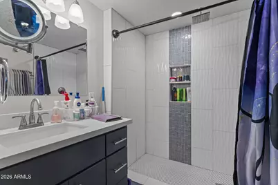 3640 W Banff Lane, Phoenix, AZ 85053 - Photo 16