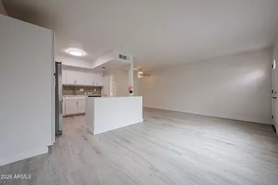 2120 W Pontiac Drive, Phoenix, AZ 85027 - Photo 8