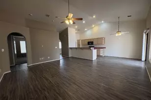 10436 W Fernando Dr, Arizona City, AZ 85123 - Photo 4