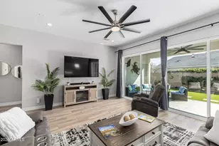 17165 W Piperton Street W, Surprise, AZ 85388 - Photo 10