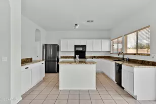 10548 E Bramble Ave, Mesa, AZ 85208 - Photo 10