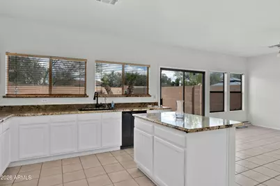 10548 E Bramble Avenue, Mesa, AZ 85208 - Photo 12